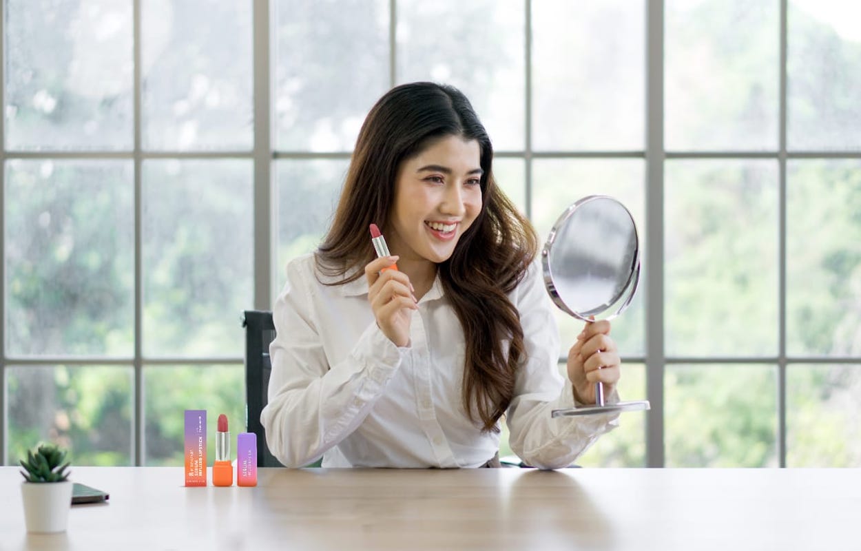  Ingin Bibir Cantik tapi Takut Kering? Coba Inovasi Ini Yuk!